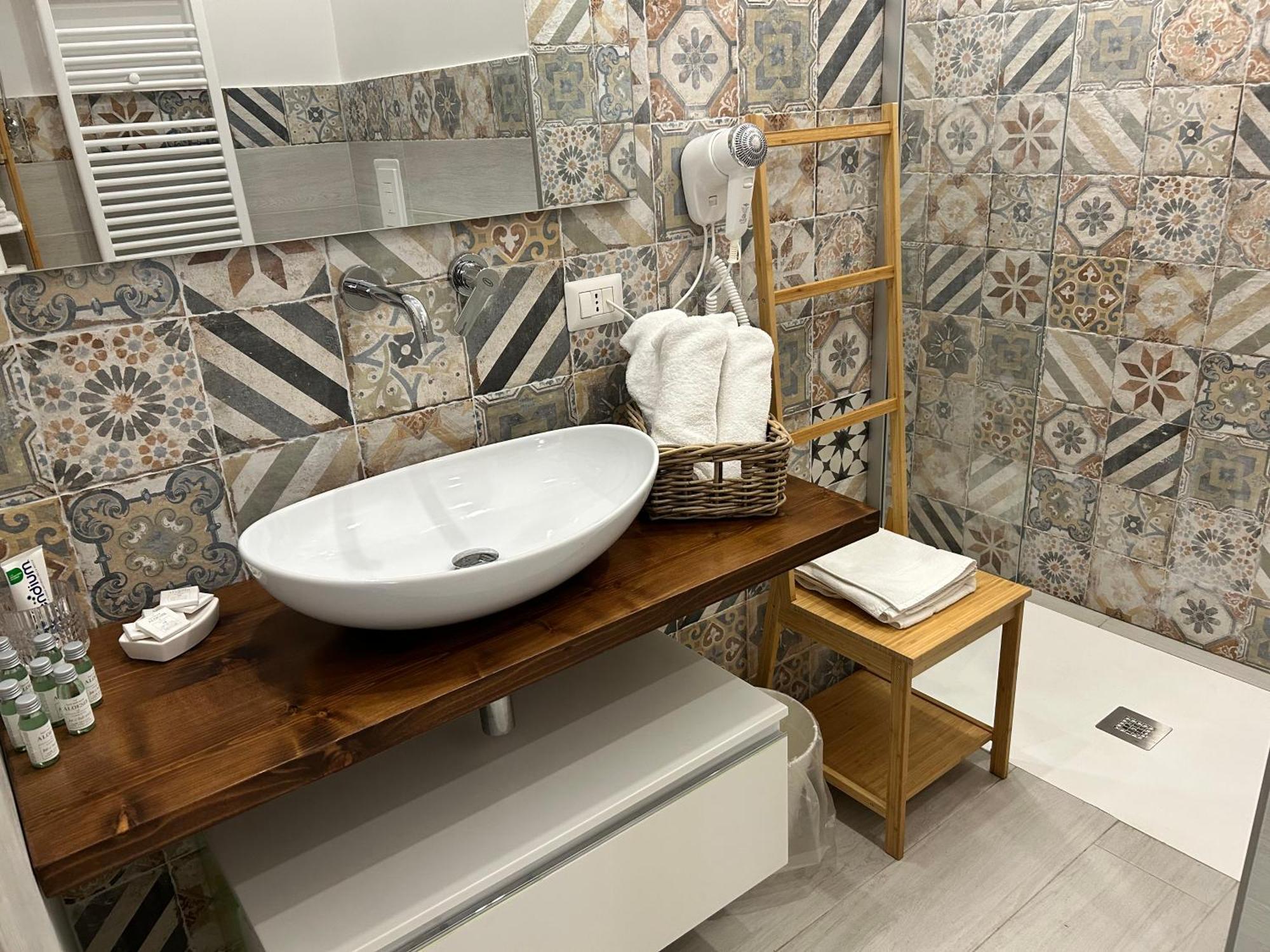 Апартаменты San Julian House Катания Экстерьер фото